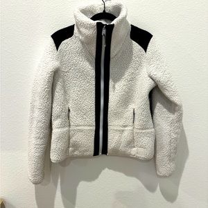Under armour sherpa jacket